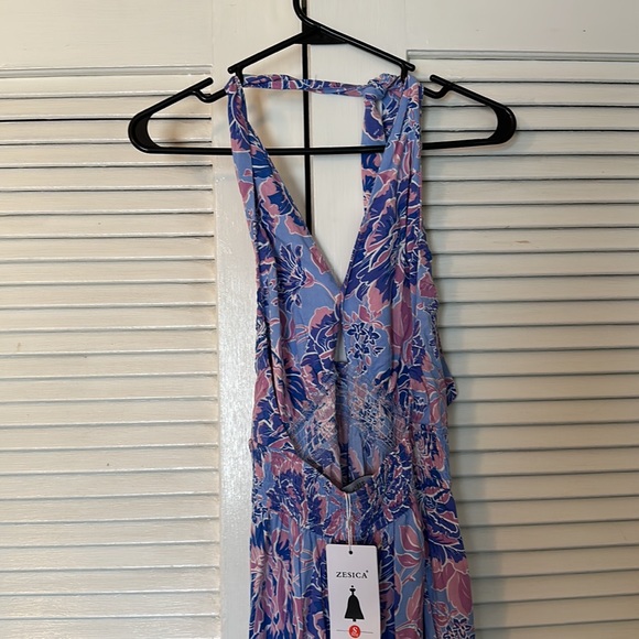 Dress - Picture 3 of 4